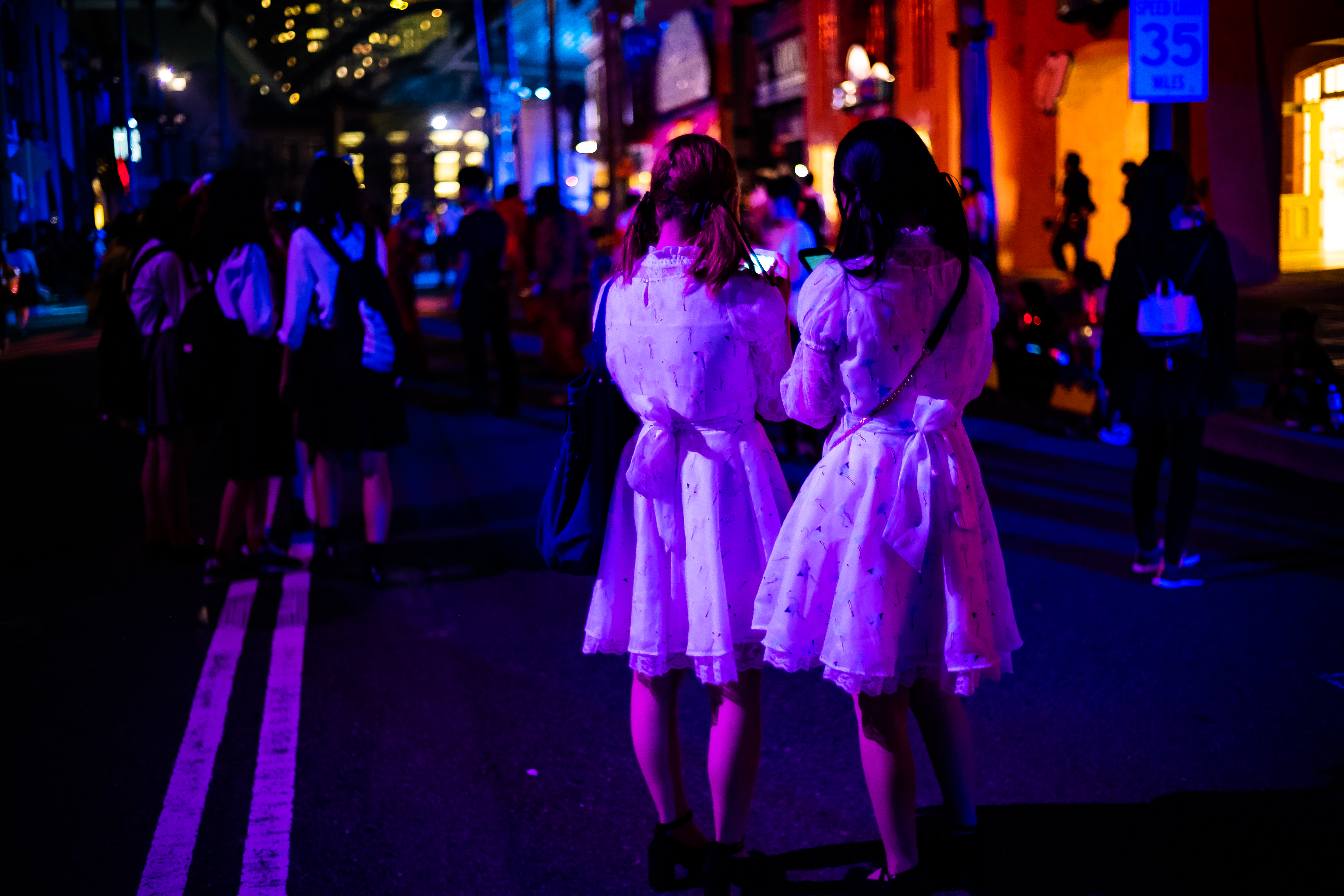 Halloween dolly girls - ハロウィンの夜遊び