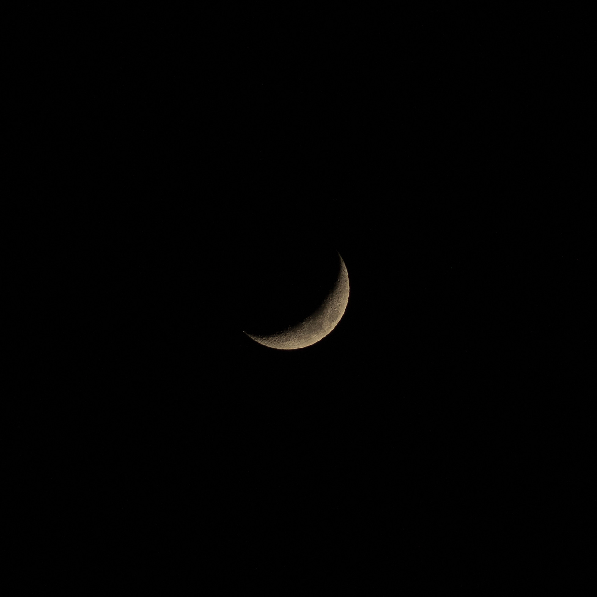 Crescent Moon - 三日月